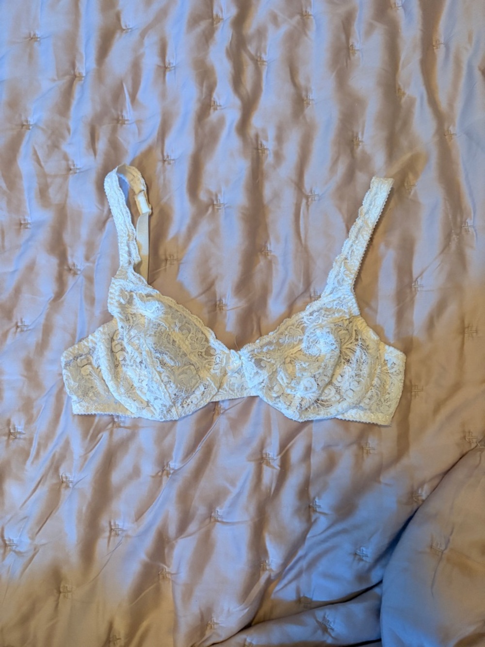 Vintage Victoria’s Secret Lace Bra 32B Ivory Unlined Underwire 90s Lingerie